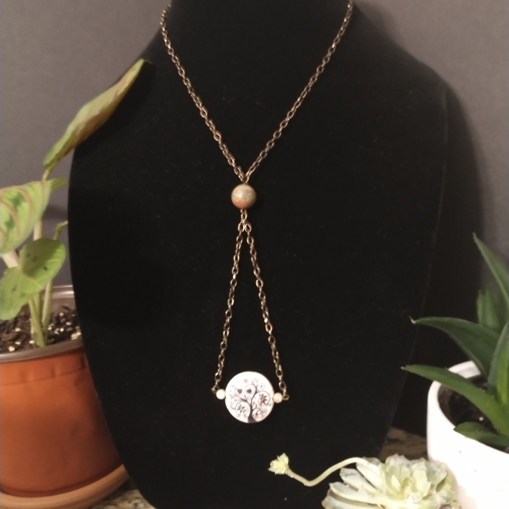 Necklace - Picture 6 of 9